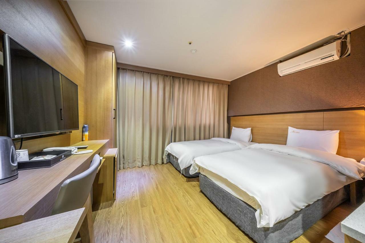Stellamaris Hotel Wolmido Inchon Exterior foto